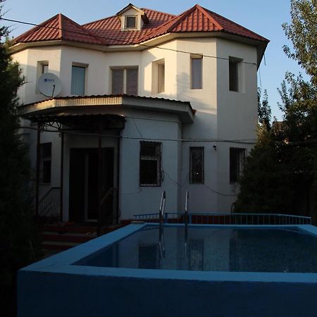 Dream Hostel Sjymkent Exteriör bild